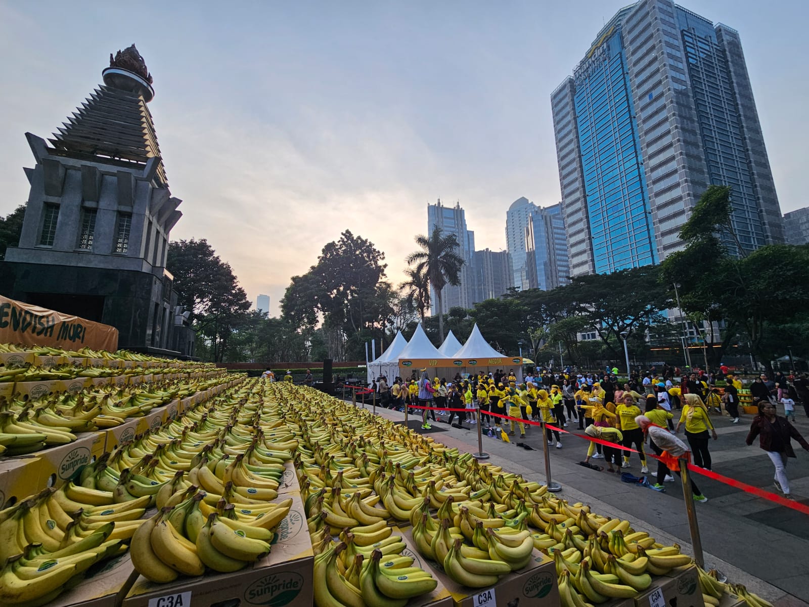 Sunpride Berbagi 1.500 Box Pisang Cavendish