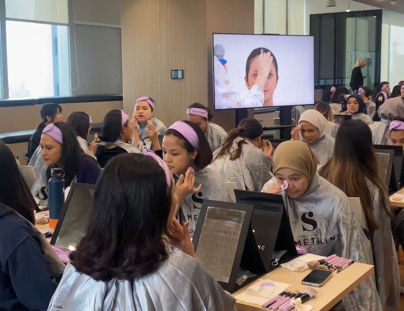 Exclusive Make Up Class, Sunpride x Somethinc Collaboration
