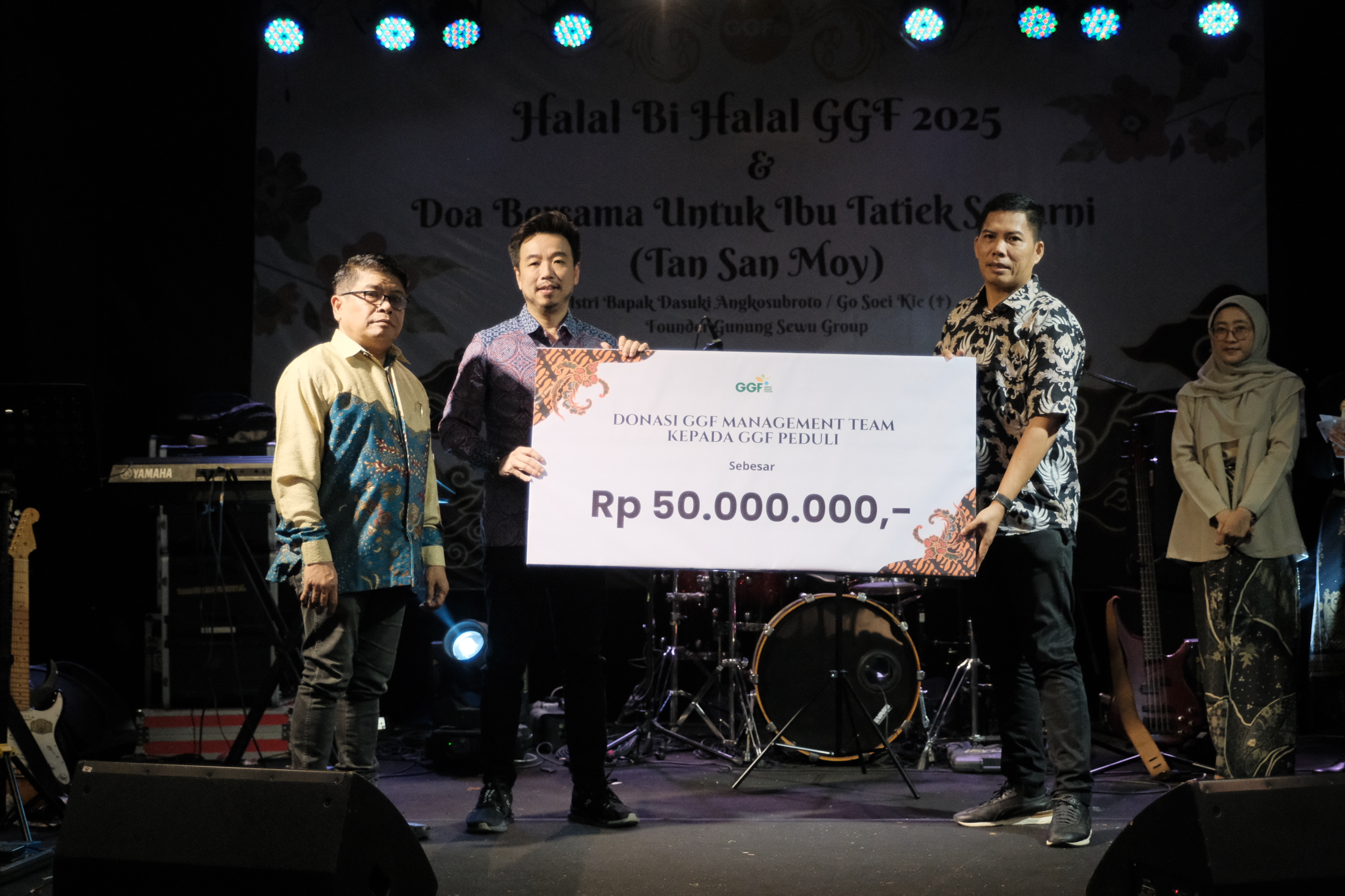 Donasi Management Team GGF Peduli